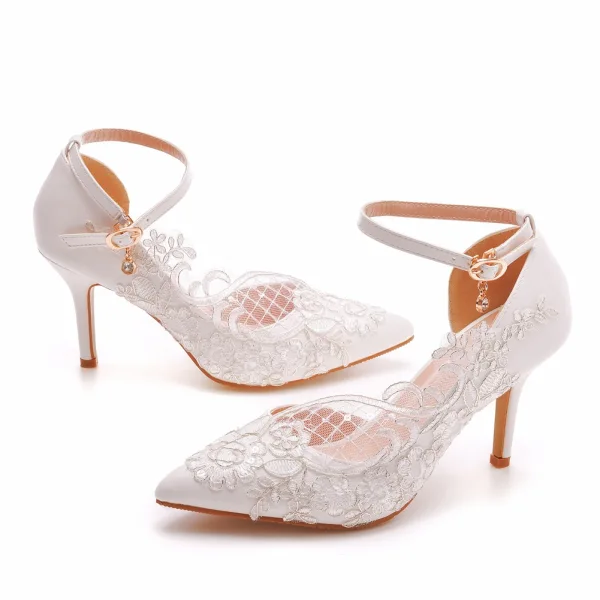 Elegant White Lace Flower Wedding Shoes 2023 Wedding Ankle Strap 8 cm Stiletto Heels Pointed Toe Wedding Shoes High Heels