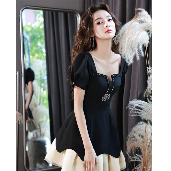 Audrey Hepburn Style Black Rhinestone Evening Dresses Party Dresses 2022 A-Line / Princess Square Neckline Short Sleeve Evening Party Short Formal Dresses