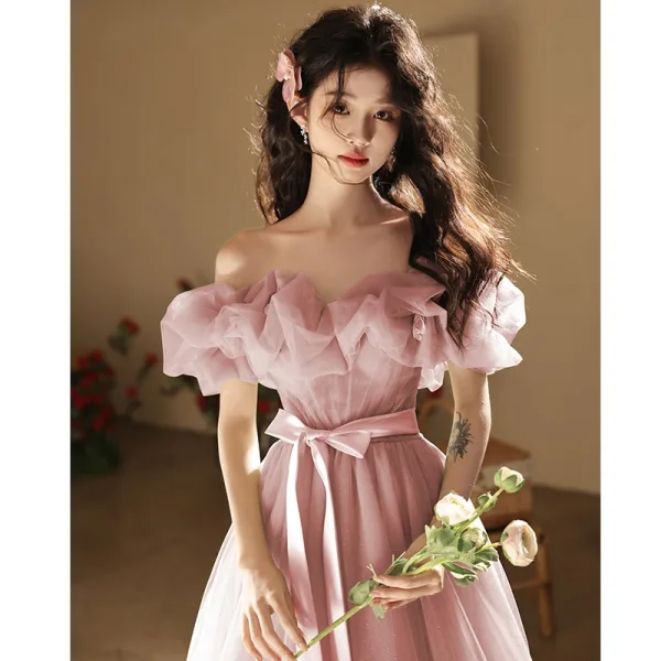 Schöne Rosa Schleife Stoffgürtel Ballkleider 2024 A Linie Rüschen Off Shoulder Kurze Ärmel Rückenfreies Lange Ball Festliche Kleider