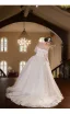 Elegante Weiß Spitze Blumen Brautkleider / Hochzeitskleider 2025 Ballkleid Off Shoulder Lange Ärmel Rückenfreies Sweep / Pinsel Zug Hochzeit