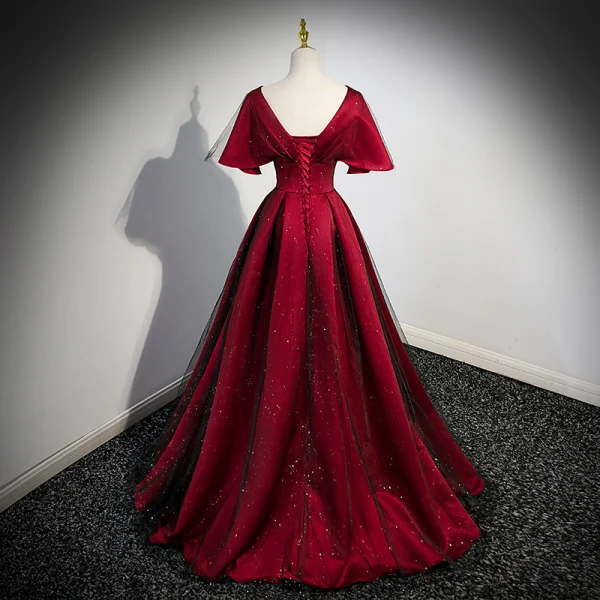 Elegant Burgundy Satin Prom Dresses 2023 A-Line / Princess V-Neck Short Sleeve Backless Floor-Length / Long Prom Formal Dresses