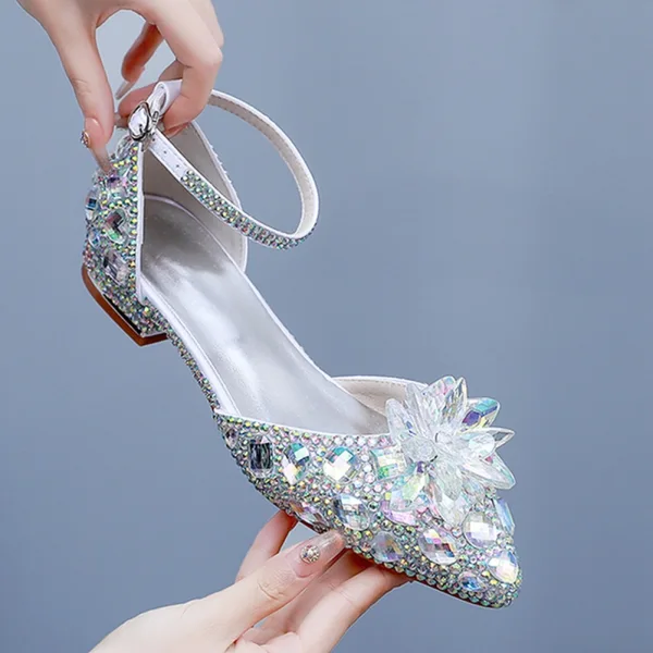 Charming Gold Rhinestone Flat Wedding Shoes 2024 Ankle Strap Pointed Toe Wedding Sandals