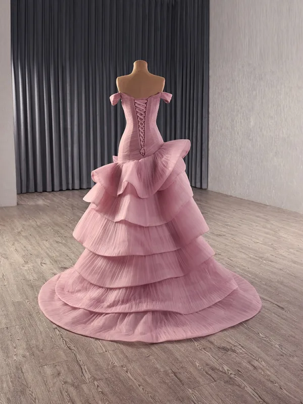 High-end Unusual Blushing Pink Cascading Ruffles Prom Dresses 2025 Ball Gown Off-The-Shoulder Short Sleeve Backless Sweep Train Formal Dresses