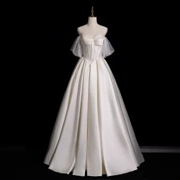 Elegant White Pearl Satin Prom Dresses 2026 A Line Princess Sweetheart Sleeveless Backless Floor Length Long Formal Dresses