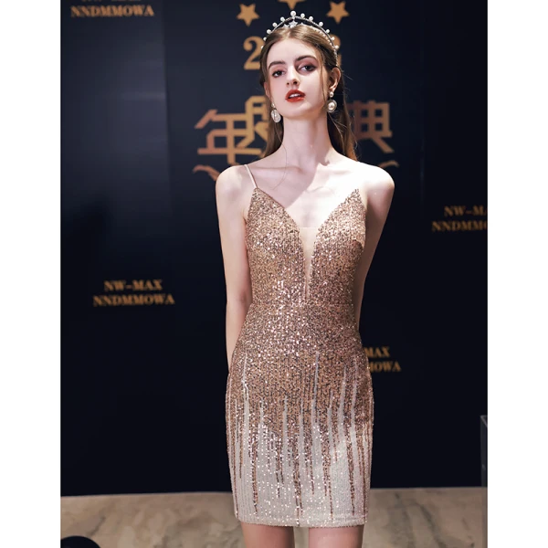 Sexy Doré Paillettes Courte Robe De Fête 2023 Bretelles Spaghetti Sans Manches Dos Nu Cocktail Soirée Robe De Ceremonie