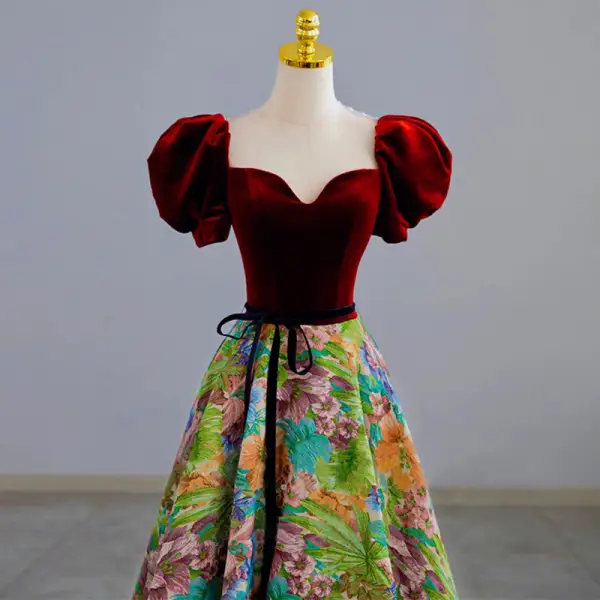 Elegant Burgundy Embroidered Prom Dresses 2022 A-Line / Princess Square Neckline Short Sleeve Backless Bow Sash Floor-Length / Long Prom Formal Dresses