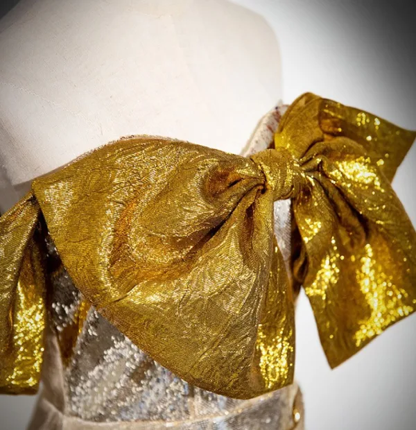 Scintillantes Doré Paillettes Fendue devant Robe De Bal 2024 Trompette / Sirène Bustier Noeud Sans Manches Dos Nu Train De Balayage Promo Robe De Ceremonie