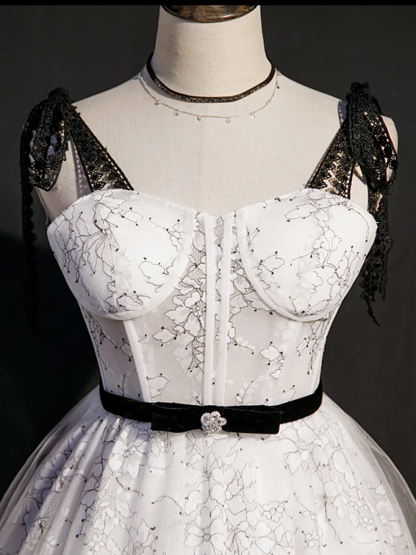 Sexy Blanche Anniversaire Robe De Fête 2022 Princesse Bretelles Spaghetti Sans Manches Dos Nu Noeud Ceinture Longue Robe De Ceremonie