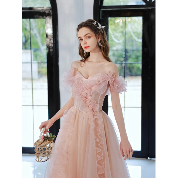 Chic / Beautiful Blushing Pink Ruffle Prom Dresses 2022 A-Line / Princess Off-The-Shoulder Short Sleeve Backless Floor-Length / Long Formal Dresses