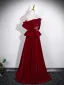 Vintage / Retro Burgundy Flower Velvet Mother Of The Bride Dresses 2026 A-Line / Princess Off-The-Shoulder Short Sleeve Backless Floor-Length / Long