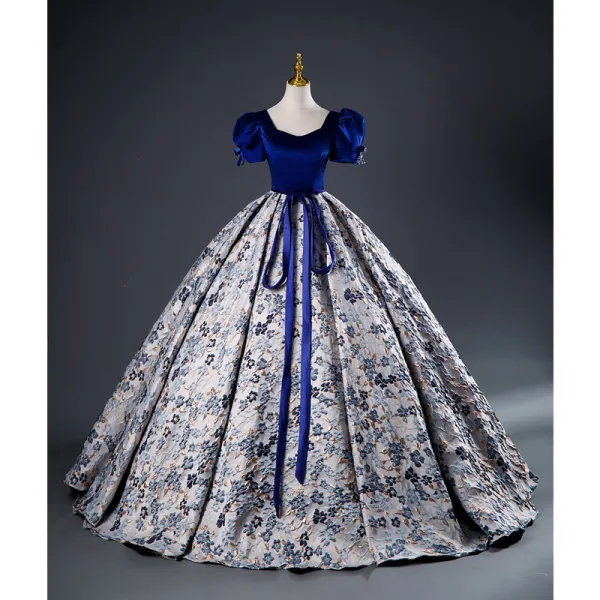 Elegant Royal Blue Printing Prom Dresses 2023 Ball Gown Satin Square Neckline Short Sleeve Backless Bow Sash Floor-Length / Long Prom Formal Dresses