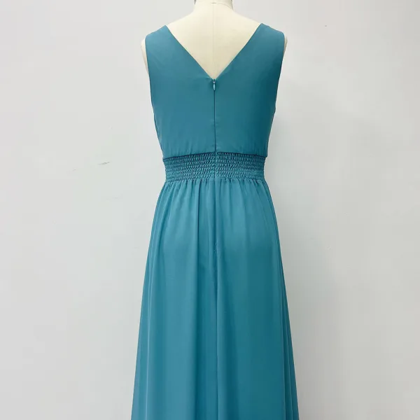 Modest / Simple Pool Blue Split Front Bridesmaid Dresses 2023 A-Line / Princess Chiffon V-Neck Sleeveless Backless Floor-Length / Long Bridesmaid Dresses