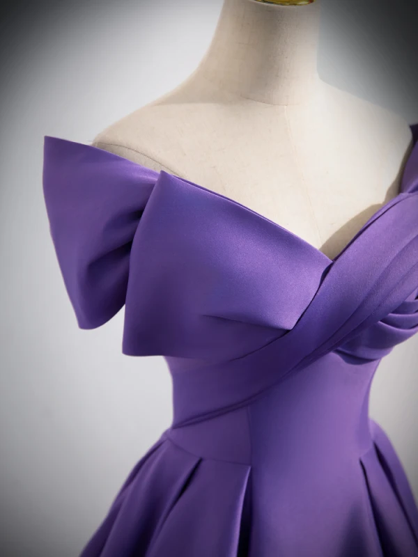 Elegant Grape Prom Dresses 2024 Ball Gown Off-The-Shoulder Short Sleeve Backless Sweep Train Prom Formal Dresses