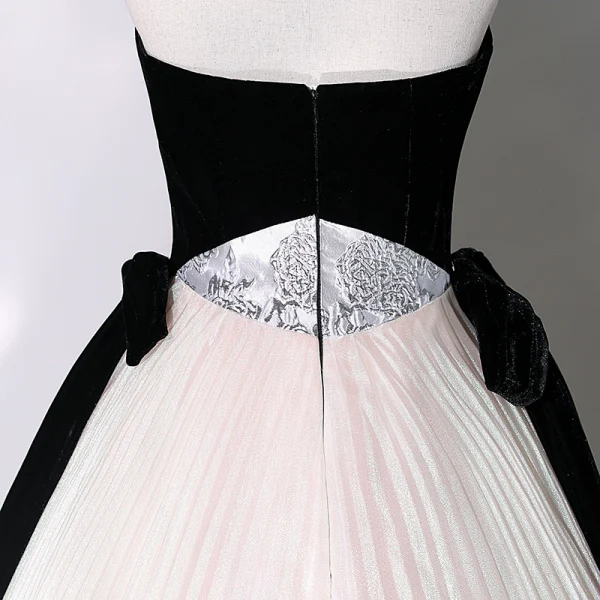 Elegant Black Prom Dresses 2023 A-Line / Princess Strapless Sleeveless Backless Bow Sash Floor-Length / Long Prom Formal Dresses