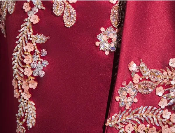 Chinese style Burgundy Beading Sequins Embroidered Satin Prom Dresses 2024 Ball Gown Strapless Removable sleeves Backless Floor-Length / Long Prom Formal Dresses