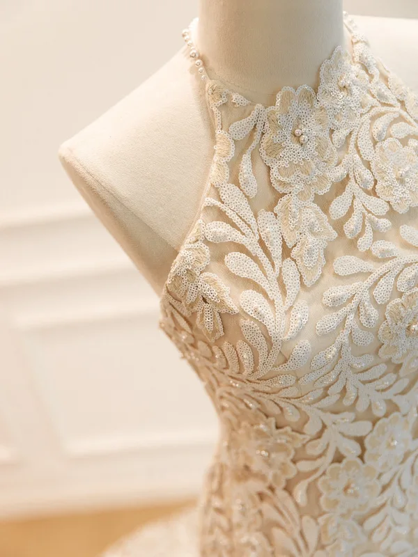 Luxury / Gorgeous Fashion Champagne Handmade Pearl Sequins Lace Flower Wedding Dresses 2026 Trumpet / Mermaid Halter Sleeveless Sweep Train