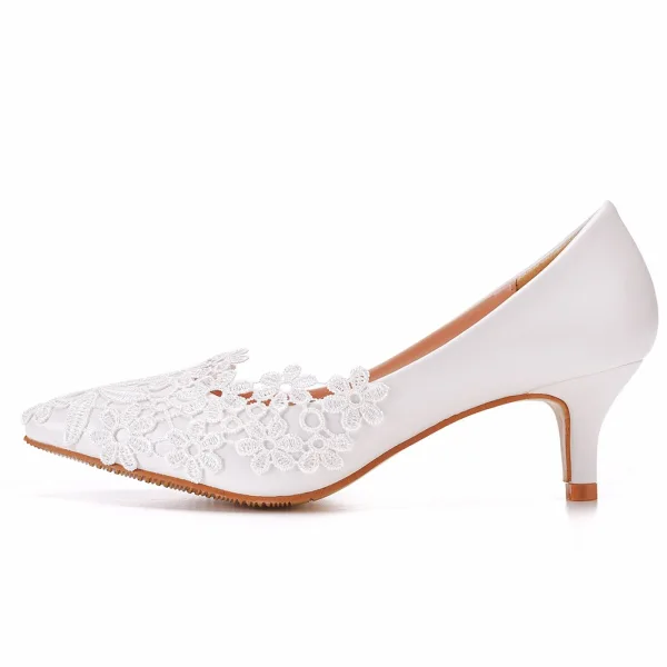 Élégant Blanche En Dentelle Fleur Chaussure De Mariée 2022 5 cm Talons Aiguilles À Bout Pointu Mariage Escarpins Talons Hauts