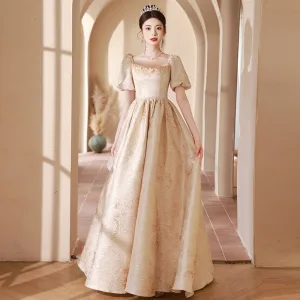 Élégant Champagne Paillettes Robe De Bal 2024 Princesse Encolure Carrée Manches Courtes Dos Nu Longue Promo Robe De Ceremonie