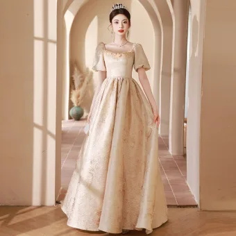 Élégant Champagne Paillettes Robe De Bal 2024 Princesse Encolure Carrée Manches Courtes Dos Nu Longue Promo Robe De Ceremonie