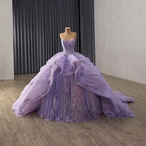 Luksus Purple Håndlaget Beading Paljetter Gripende Ruffles Ballkjoler 2025 Ballkjole Strapless Uten Ermer Ryggløse Chapel Train Ball Formelle Kjoler