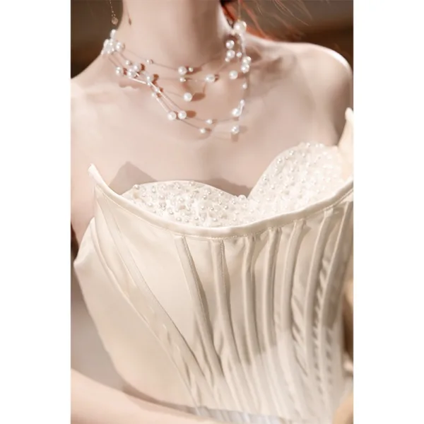 Elegant White Pearl Satin Wedding Dresses 2024 Ball Gown Strapless Sleeveless Backless Court Train Wedding