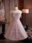 Sjarmerende Bling Bling Rødmende Rosa Beading Rhinestone Paljetter Selskapskjoler 2025 Prinsesse Kjæreste Uten Ermer Ryggløse Sløyfe Knelengde Aften