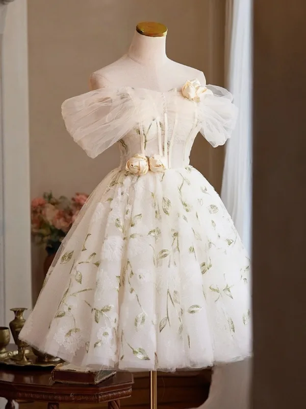 Chic / Beautiful Champagne Appliques Short Homecoming Graduation Dresses 2025 Ball Gown Off-The-Shoulder Short Sleeve Backless Tulle