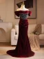 Elegant Burgundy Rhinestone Velvet Prom Dresses 2025 Trumpet / Mermaid Off-The-Shoulder Short Sleeve Backless Sweep Train Prom Formal Dresses
