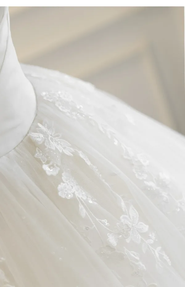 Fabulous A-Line / Princess Ivory Lace Flower Wedding Dresses 2025 Crossed Straps Floor-Length / Long Tulle Sleeveless