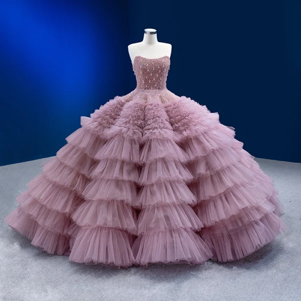 Luxe Rougissant Rose Perlage Faux Diamant Perle Paillettes Robe De Mariée 2023 Robe Boule Bustier Sans Manches Dos Nu Volants en Cascade Train De Balayage Mariage