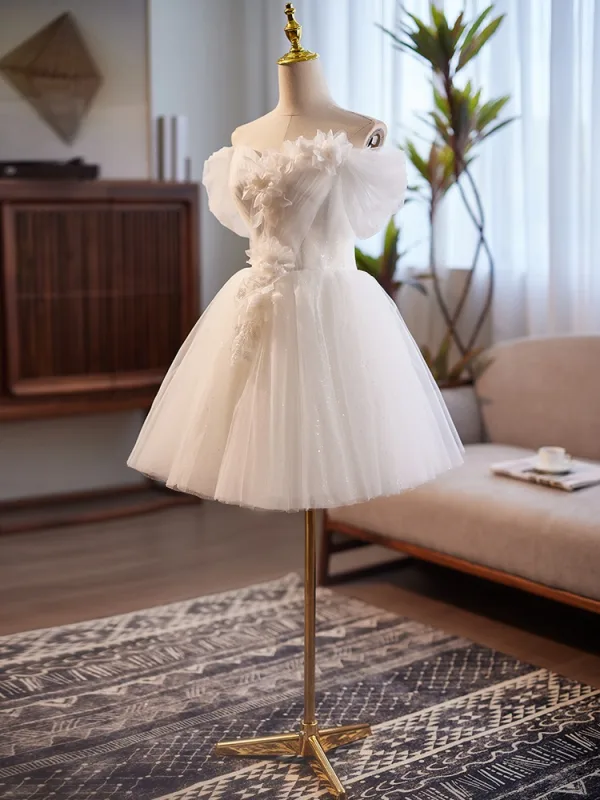 Chic / Belle Blanche Paillettes Appliques Robe De Mariée Courte 2024 Robe Boule De l'épaule Manches Courtes Dos Nu Tulle Mariage