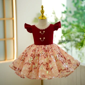 Chic Belle Bordeaux Perle Paillettes Courte Robe Ceremonie Fille 2023 Robe Boule Anniversaire Encolure Dégagée Sans Manches Dos Nu