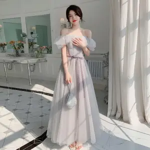 Simple Gris Robe Demoiselle D Honneur 2022 Princesse De L Épaule Noeud Ceinture Manches Courtes Dos Nu Longue Robe Demoiselle D Honneur