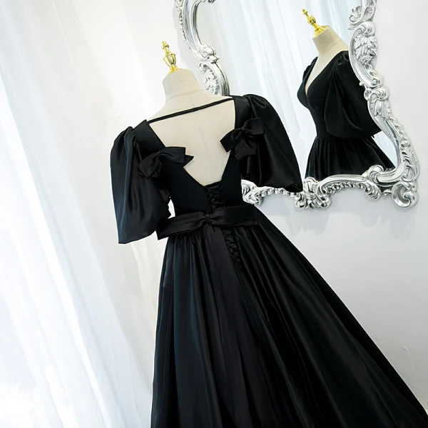 Vintage / Retro Black Prom Dresses 2021 A-Line / Princess V-Neck Crossed Straps Floor-Length / Long Ruffle Satin 1/2 Sleeves Formal Dresses