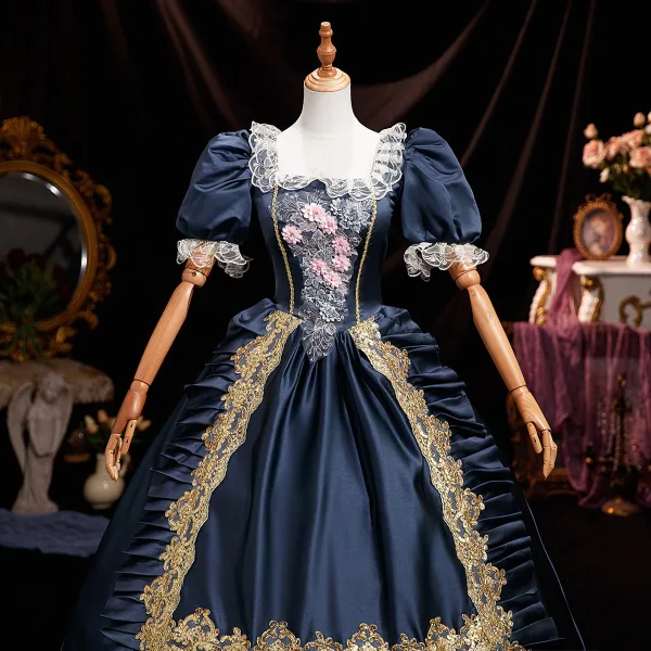Vintage / Retro Medieval Navy Blue Lace Flower Rhinestone Sequins Prom Dresses 2026 Ball Gown Square Neckline Short Sleeve Floor-Length / Long Prom Formal Dresses