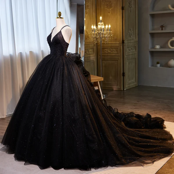 Modern / Fashion Black Cascading Ruffles Sequins Prom Dresses 2023 Ball Gown Spaghetti Straps Sleeveless Backless Sweep Train Prom Formal Dresses
