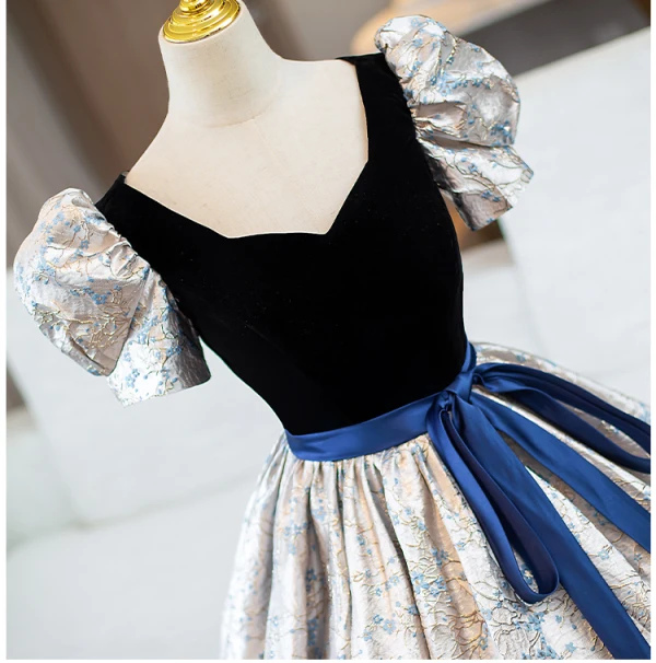 Elegant Navy Blue Embroidered Bow Sash Prom Dresses 2024 Ball Gown V-Neck Puffy Short Sleeve Floor-Length / Long Prom Formal Dresses