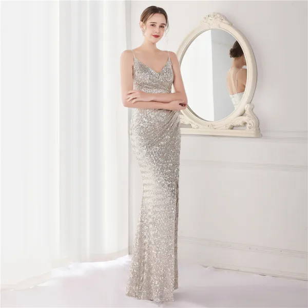 Sexy Beige Paillettes Robe De Soirée 2022 Trompette / Sirène Bretelles Spaghetti Sans Manches Dos Nu Longue Soirée Robe De Ceremonie