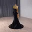 Mode Schwarz Abendkleider 2025 Meerjungfrau One-Shoulder Lange Ärmel Rückenfreies Sweep / Pinsel Zug Festliche Kleider