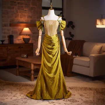 Vintage Retro Green Prom Dresses 2026 Trumpet Mermaid Off The Shoulder Short Sleeve Backless Sweep Train Prom Formal Dresses