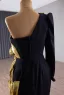 Mode Schwarz Abendkleider 2025 Meerjungfrau One-Shoulder Lange Ärmel Rückenfreies Sweep / Pinsel Zug Festliche Kleider