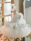 Bling Bling Blanche Paillettes Volants en Cascade Courte Robe Ceremonie Fille 2024 Robe Boule Encolure Dégagée Sans Manches Dos Nu Anniversaire