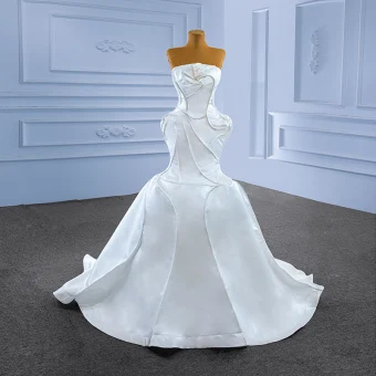 High End Ivory Satin Trumpet Mermaid Wedding Dresses 2022 Strapless Sleeveless Backless Court Train Wedding