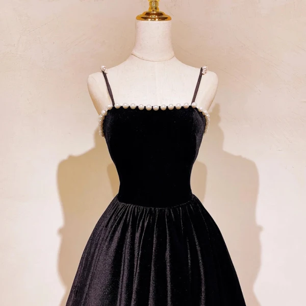 Élégant Noire Daim Perle Robe De Bal 2022 Princesse Bretelles Spaghetti Sans Manches Dos Nu Longue Promo Robe De Ceremonie