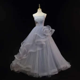 Charming Grey Cascading Ruffles Pearl Prom Dresses 2023 Ball Gown Spaghetti Straps Sleeveless Backless Floor Length Long Prom Formal Dresses