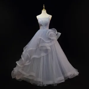 Charmant Grau Fallende Rüsche Perle Ballkleider 2023 Ballkleid Spaghettiträger Ärmellos Rückenfreies Lange Ball Festliche Kleider