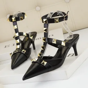Sexy Noire Soirée Rivet Sandales Femme 2022 T Strap 6 Cm Talons Aiguilles À Bout Pointu Sandales Talons Hauts