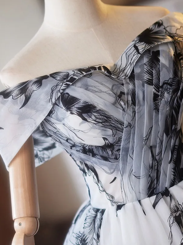 Chic / Beautiful Black Printing Short Homecoming Graduation Dresses 2025 Ball Gown Off-The-Shoulder Short Sleeve Backless