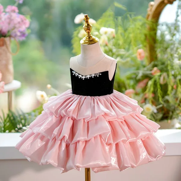 Chic / Beautiful Blushing Pink Pearl Cascading Ruffles Short Birthday Flower Girl Dresses 2024 Ball Gown Strapless Sleeveless Backless Flower Girl Dresses