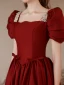 Elegant Burgundy Satin Prom Dresses 2023 A-Line / Princess Pearl Square Neckline Puffy Short Sleeve Backless Floor-Length / Long Prom Formal Dresses